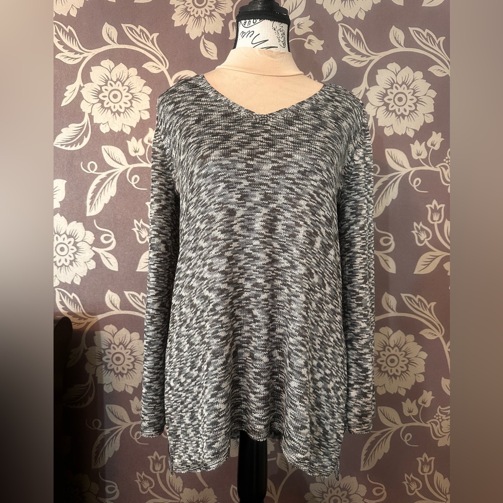 NIC+ZOE Gray Relaxed Long Sleeve V-Neck Tunic Sweater Size Small